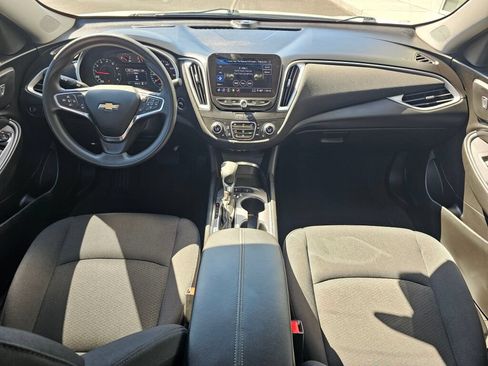 Used 2024 Chevrolet Malibu LT FWD image 9