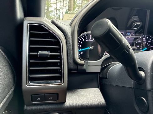 Used 2021 Ford Expedition XLT RWD image 26
