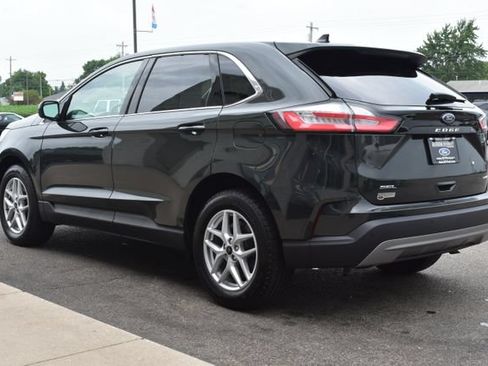 Used 2024 Ford Edge SEL w/ Convenience Package AWD/4WD image 16