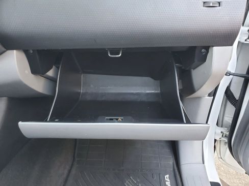 Used 2015 Toyota Tacoma PreRunner w/ TRD Off-Road Package image 28