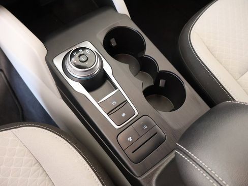 Used 2024 Ford Escape Active image 7