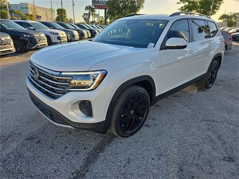 New 2026 Volkswagen Atlas SE image 6