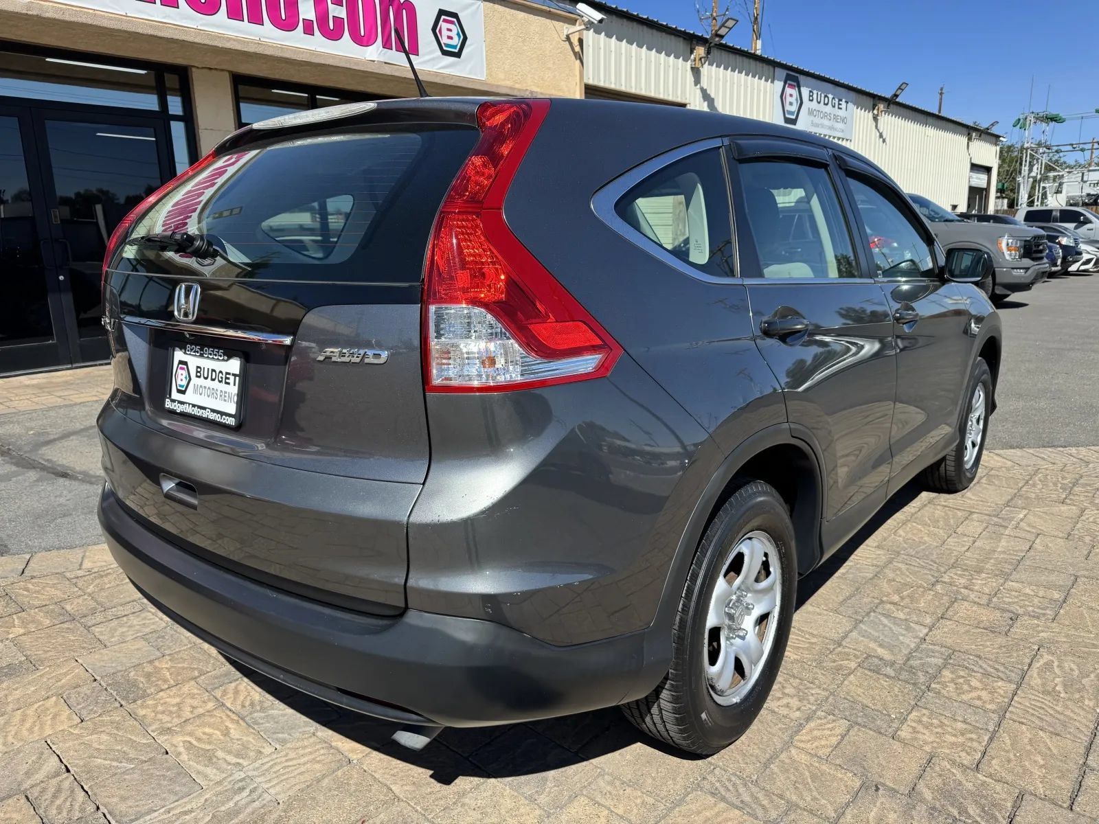 Used 2013 Honda CR-V LX image 2