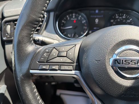 Used 2022 Nissan Rogue Sport SL AWD/4WD image 33