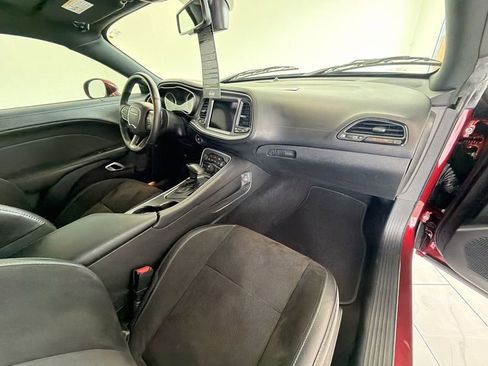 Used 2021 Dodge Challenger R/T Scat Pack w/ Plus Package image 30