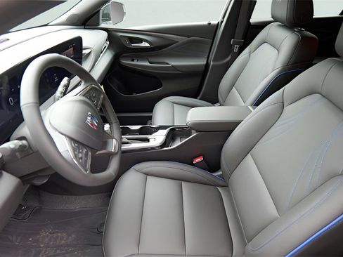 New 2026 Buick Envista Sport Touring w/ Convenience I Package image 9