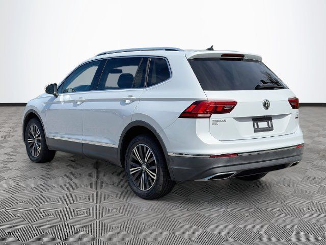 Used 2018 Volkswagen Tiguan SEL AWD/4WD image 4