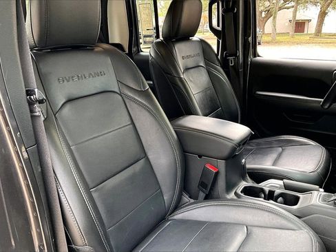 Used 2022 Jeep Gladiator Overland w/ Popular Equipment Package image 26