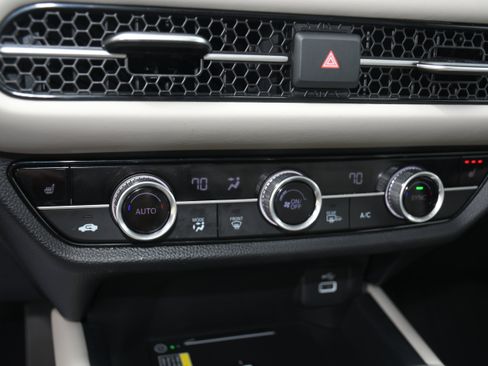 Used 2025 Honda HR-V EX-L image 15