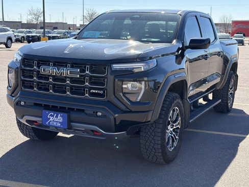 Used 2023 GMC Canyon AT4 w/ AT4 Premium Package image 3