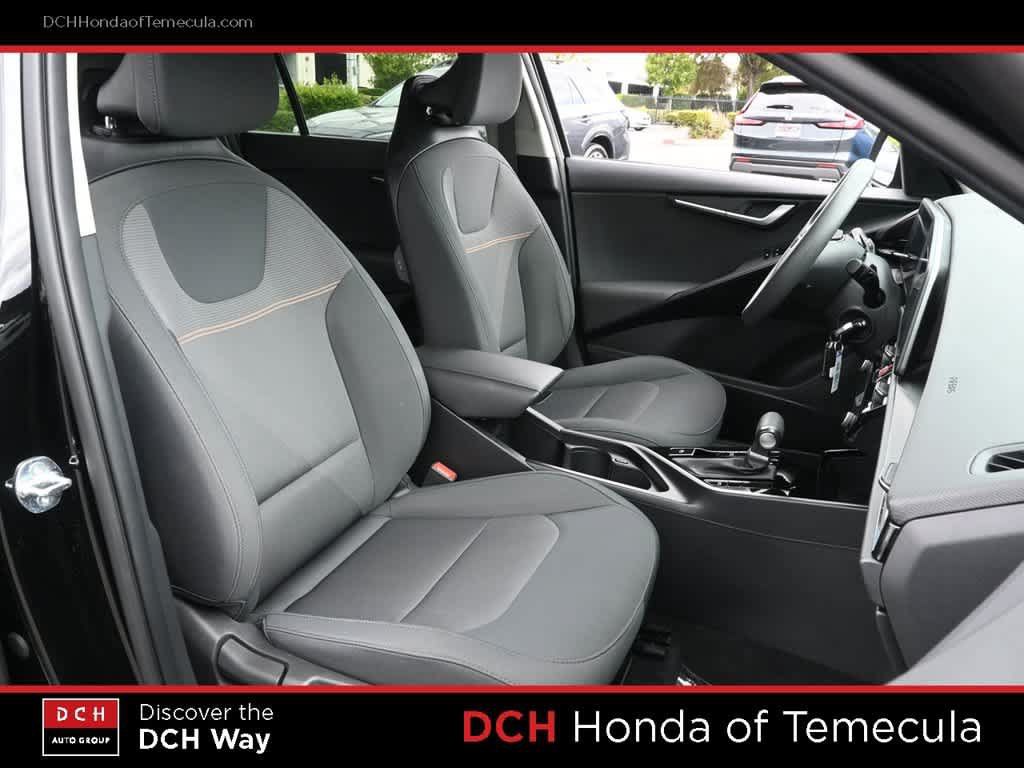 Used 2024 Kia Niro LX FWD image 21