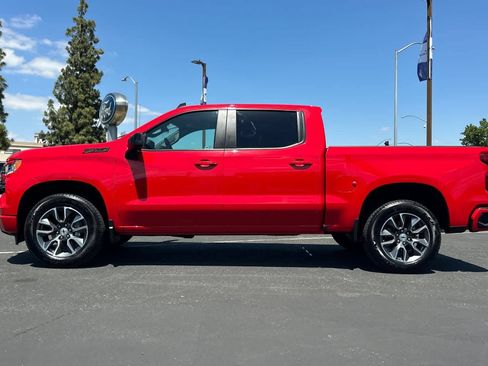 Used 2023 Chevrolet Silverado 1500 RST AWD/4WD image 5