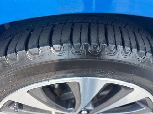 Used 2019 Ford Fusion SE AWD/4WD image 14