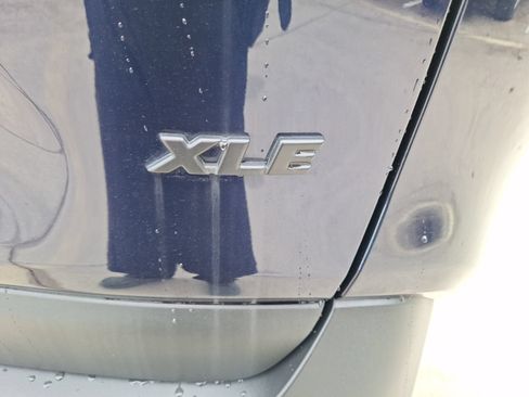 Used 2025 Toyota RAV4 XLE w/ Convenience Package FWD image 12