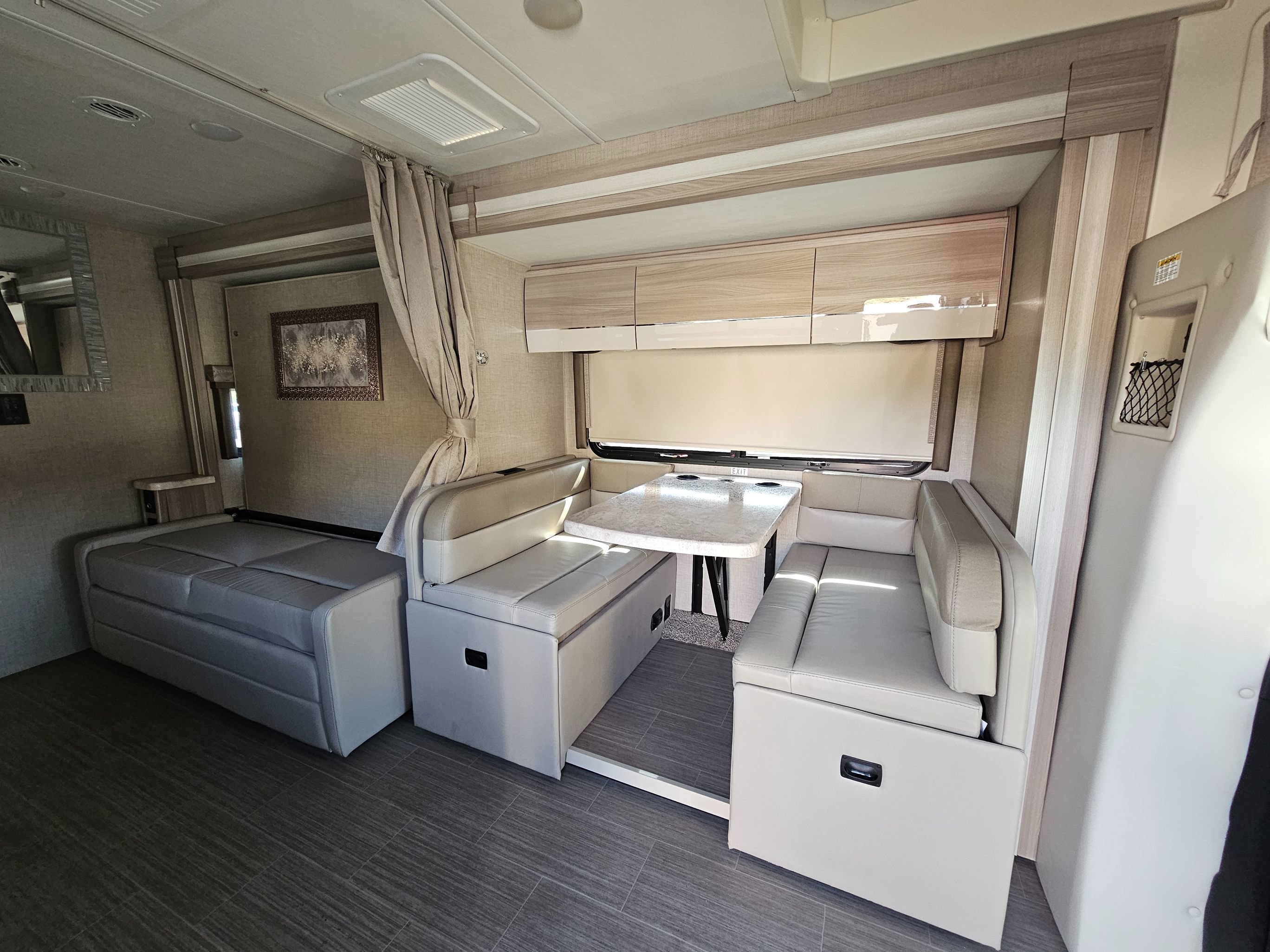 Used 2022 Mercedes-Benz Sprinter 3500 w/ Acoustic Package image 30