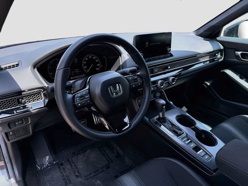Certified 2025 Honda Civic Sport image 9