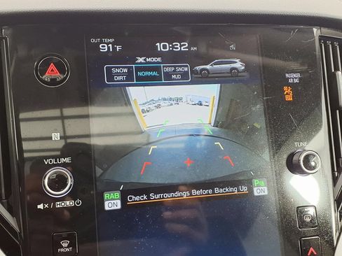 Certified 2025 Subaru Outback Onyx Edition AWD/4WD image 25