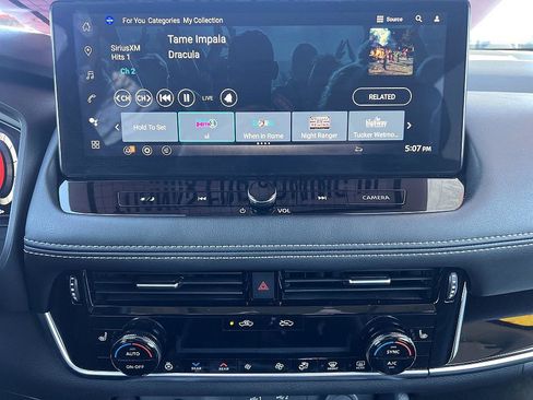 Certified 2024 Nissan Rogue SL w/ SL Premium Package image 25