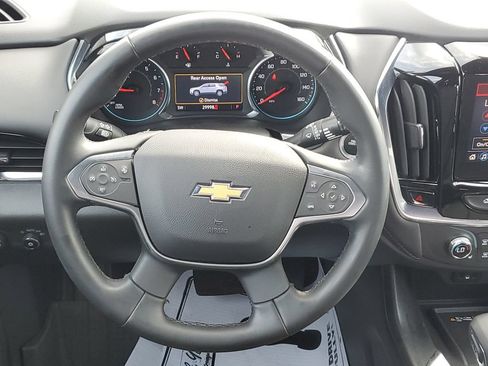 Certified 2023 Chevrolet Traverse LT FWD image 27