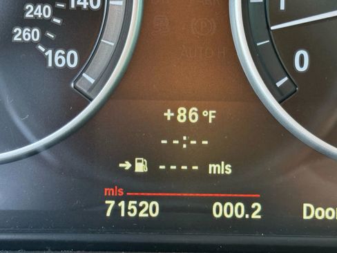 Used 2011 BMW 535i xDrive 535i xDrive Sedan 4D image 22