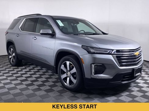 Certified 2023 Chevrolet Traverse LT w/ LT Premium Package AWD/4WD image 22