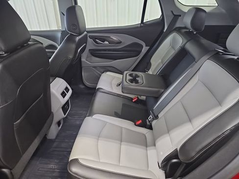 Used 2022 GMC Terrain SLT w/ Infotainment Package II AWD/4WD image 35