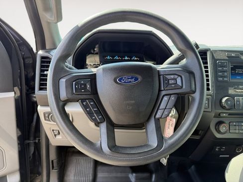 Used 2015 Ford F150 XL w/ Equipment Group 101A Mid AWD/4WD image 14