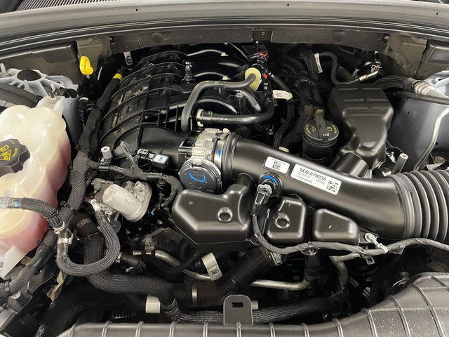 Used 2024 Jeep Grand Cherokee Altitude AWD/4WD image 24