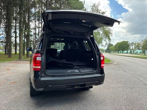 Used 2021 Ford Expedition XLT RWD image 18