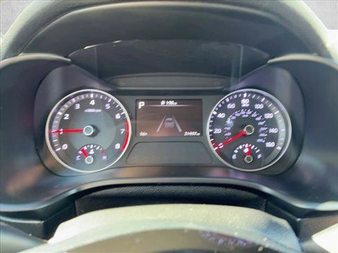 Used 2023 Kia Forte LXS image 11