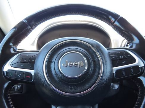 Used 2020 Jeep Compass Latitude FWD image 14