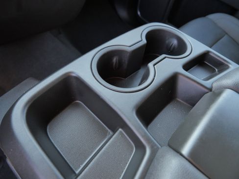 Used 2025 GMC Sierra 1500 SLT image 24