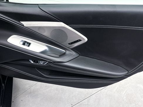 Used 2023 Chevrolet Corvette Stingray Premium Conv w/ Z51 Performance Package RWD image 25
