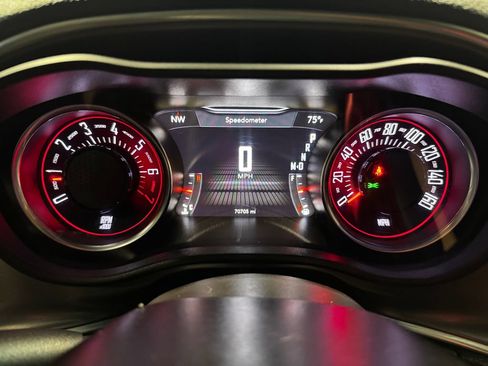 Used 2022 Dodge Challenger GT RWD image 7