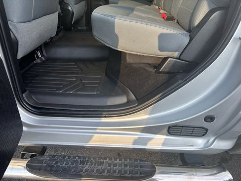 Used 2017 RAM 2500 SLT image 24