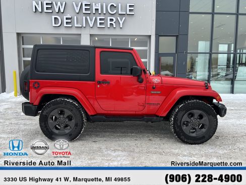 Used 2017 Jeep Wrangler Freedom Edition image 10