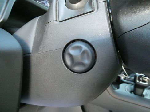 Certified 2024 GMC Sierra 1500 AT4 w/ Technology Package image 27