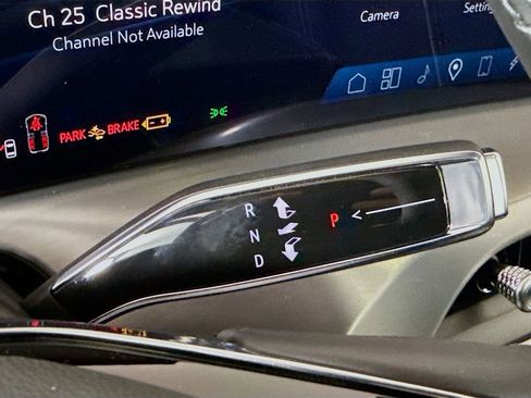 New 2026 Cadillac Vistiq Sport w/ LPO, Floor Liner Package image 17