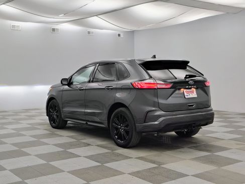 Used 2022 Ford Edge ST-Line w/ Class II Trailer Tow Package AWD/4WD image 8