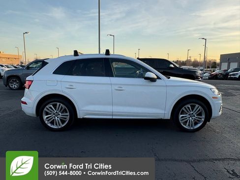 Used 2019 Audi Q5 2.0T Premium Plus w/ Premium Plus Package image 9