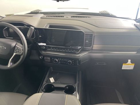 New 2026 Chevrolet Silverado 2500 ZR2 AWD/4WD image 18