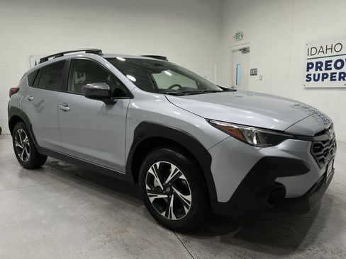 Certified 2025 Subaru Crosstrek 2.0i Premium AWD/4WD image 2