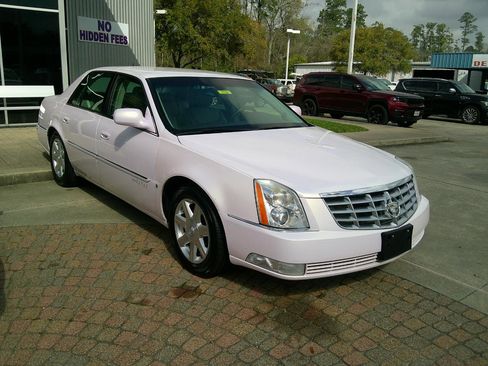 Used 2007 Cadillac DTS image 5