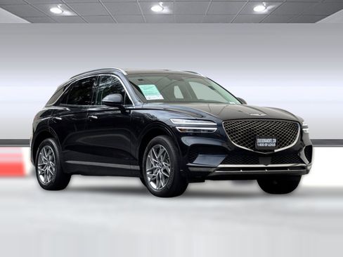 Used 2025 Genesis GV70 2.5T AWD/4WD image 6