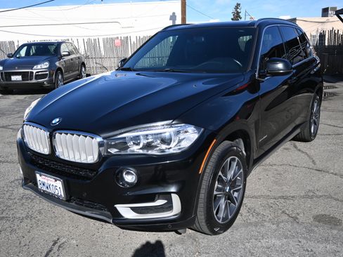 Used 2018 BMW X5 xDrive35i image 2