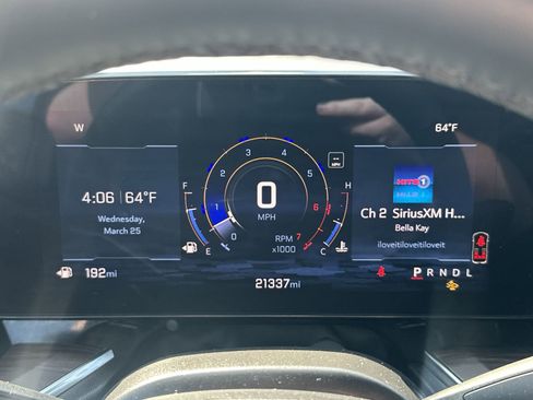 Used 2025 Chevrolet Suburban Premier image 23