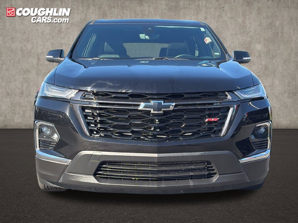 Used 2023 Chevrolet Traverse RS w/ LPO, Floor Liner Package AWD/4WD image 2