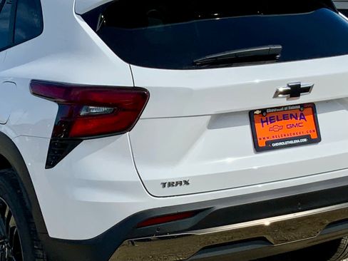 New 2026 Chevrolet Trax ACTIV FWD image 13