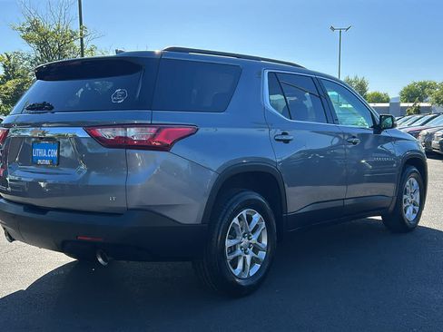 Used 2021 Chevrolet Traverse LT AWD/4WD image 5