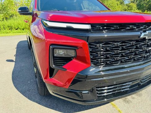 Used 2024 Chevrolet Traverse RS w/ LPO, Floor Liner Package image 14